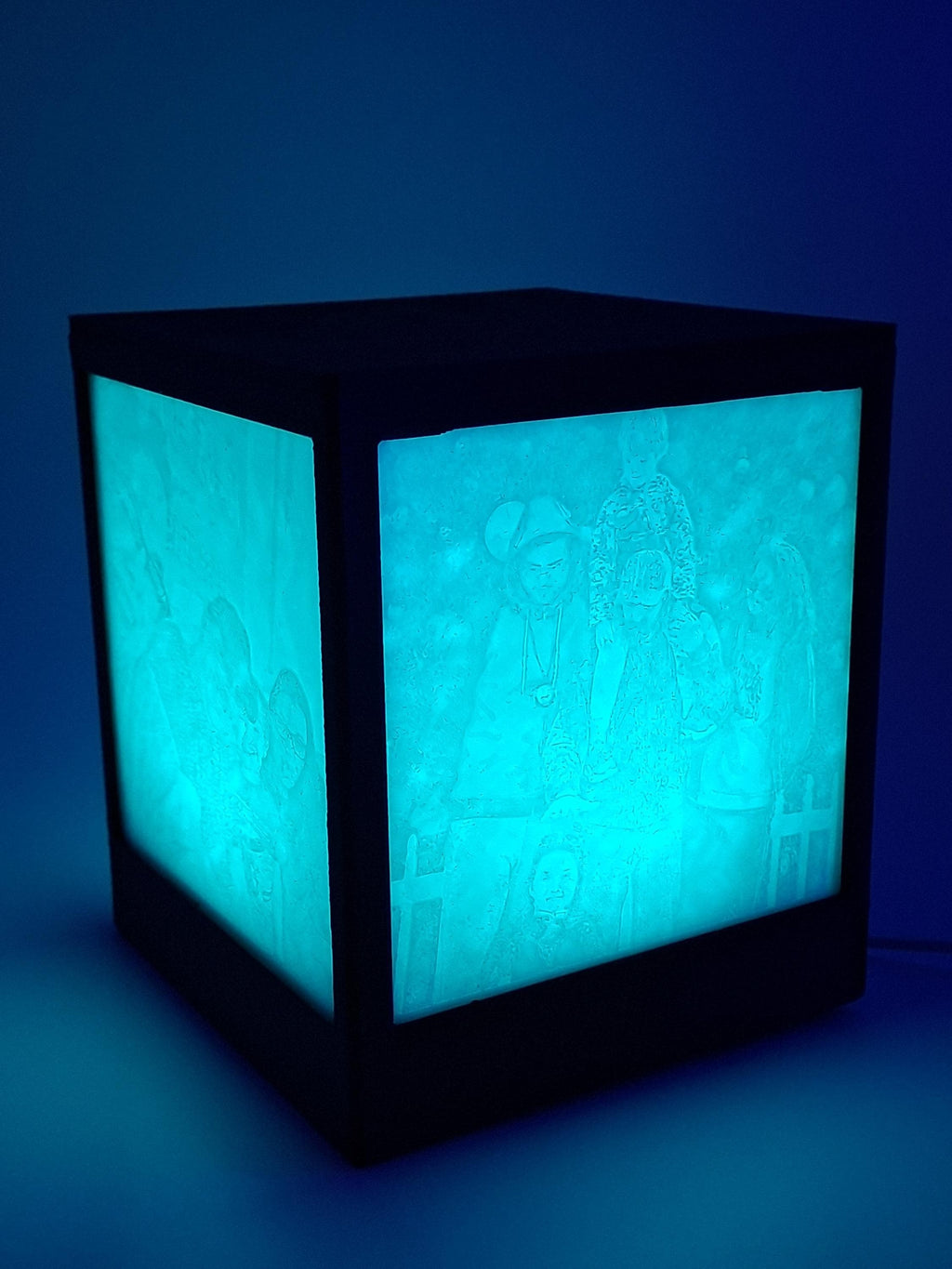 Custom Lithophane Photo Cube Lamp – Personalized 3 Photo Night Light (LED Color Changing)