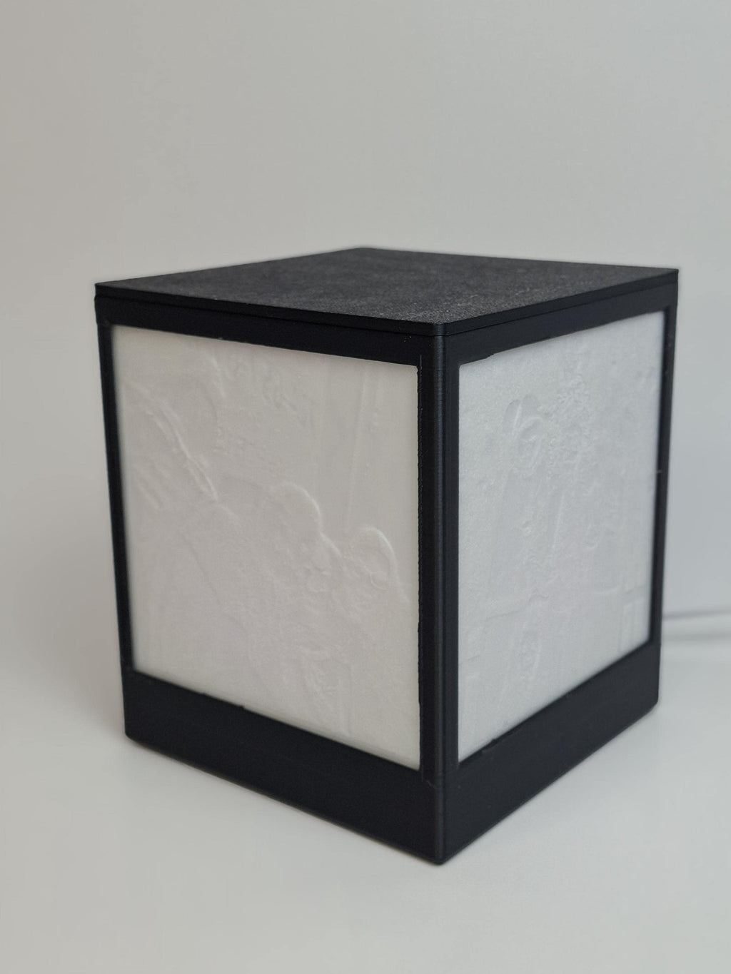 Custom Lithophane Photo Cube Lamp – Personalized 3 Photo Night Light (LED Color Changing)