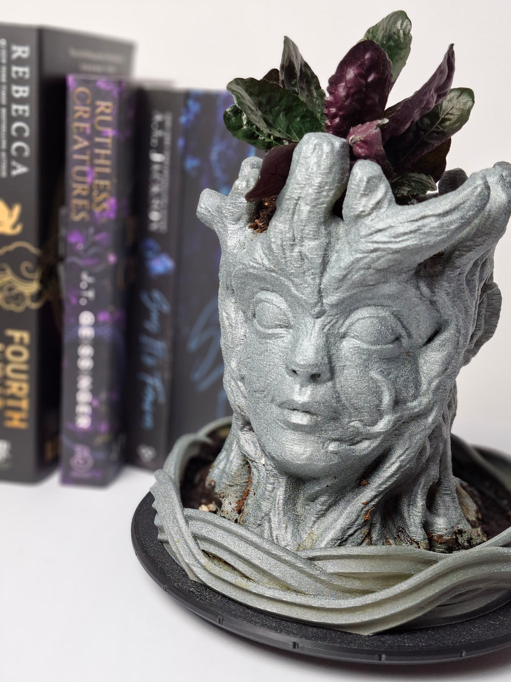 Woodland Face Pot with Drip Tray