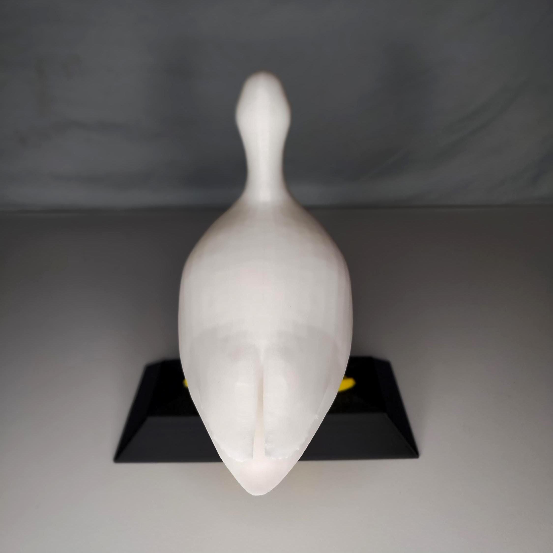 Goose Desk Decor 7 inch Magnetic Beak Keychain Holder, Funny Office Gift