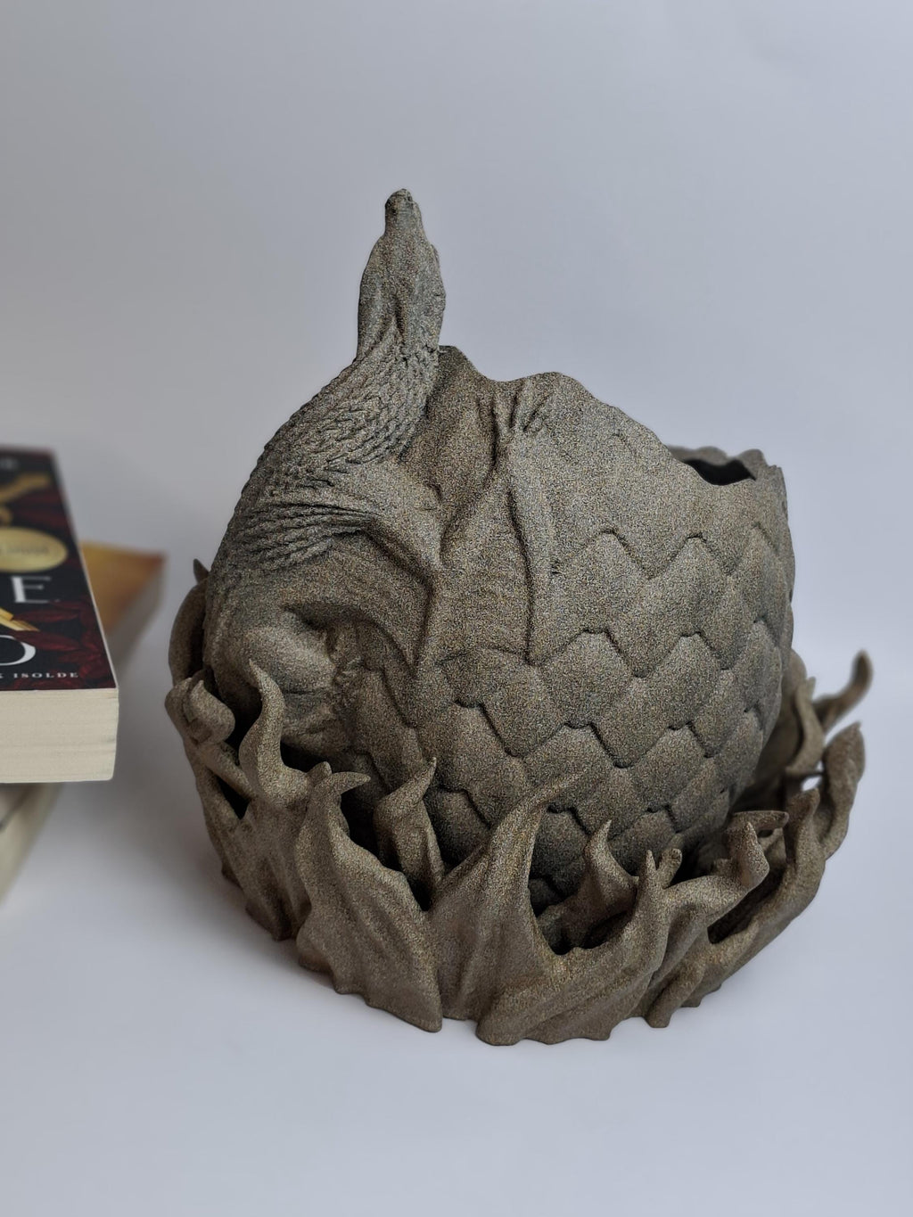 3D Printed Stone Look Pot with Drip Tray – Dragon Egg Planter – Fantasy Decor