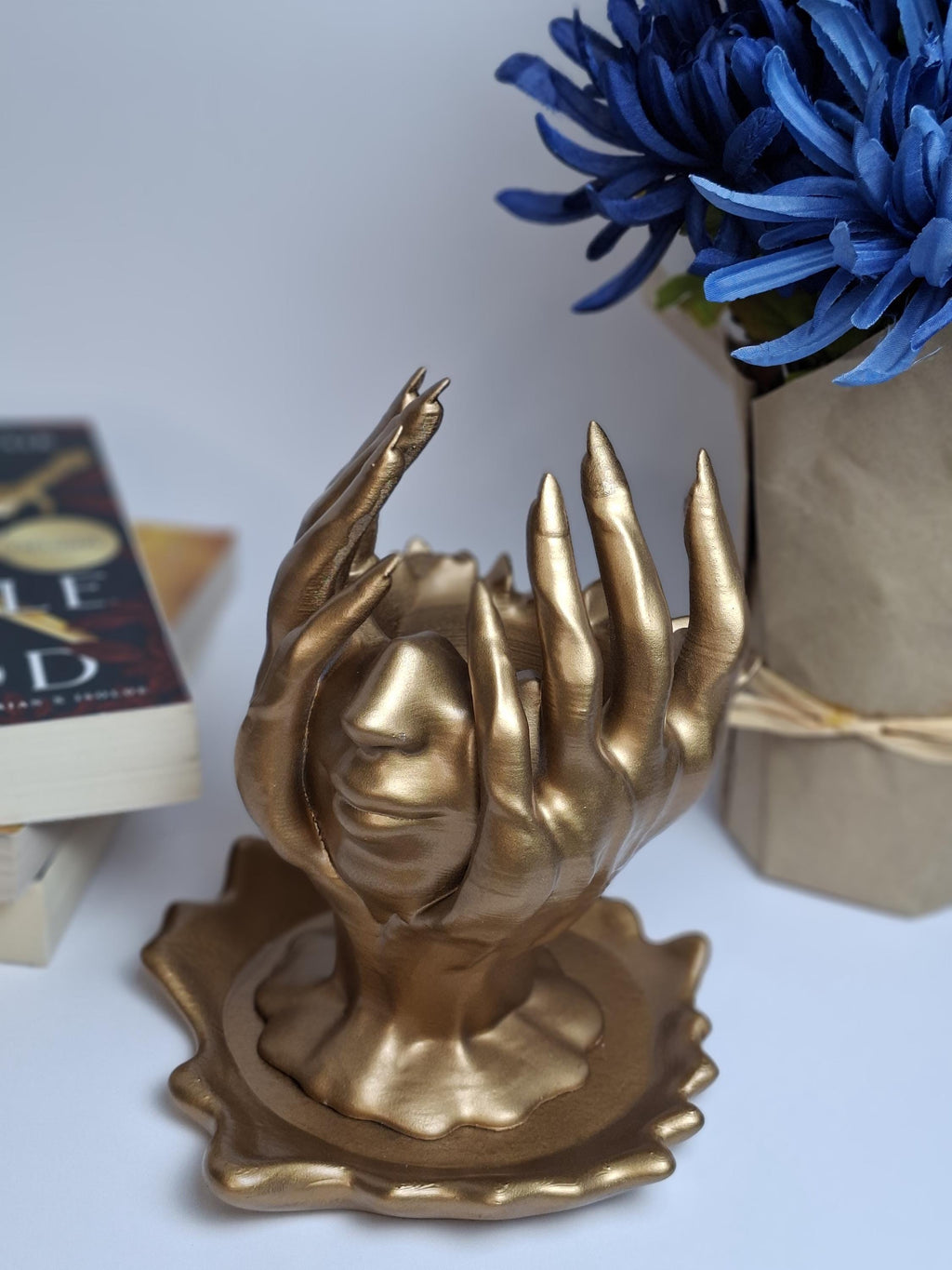 3D Printed Melting Face Planter – Golden Statue Pot with Drip Tray