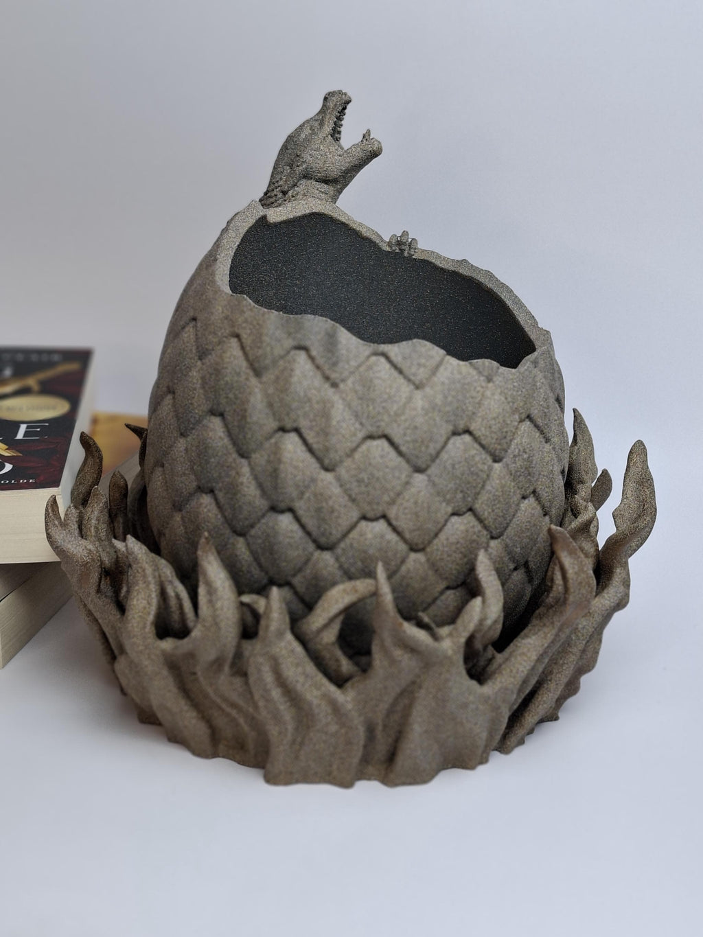 3D Printed Stone Look Pot with Drip Tray – Dragon Egg Planter – Fantasy Decor